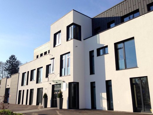 The new administrative and distribution center of IMCoPharma a.s.